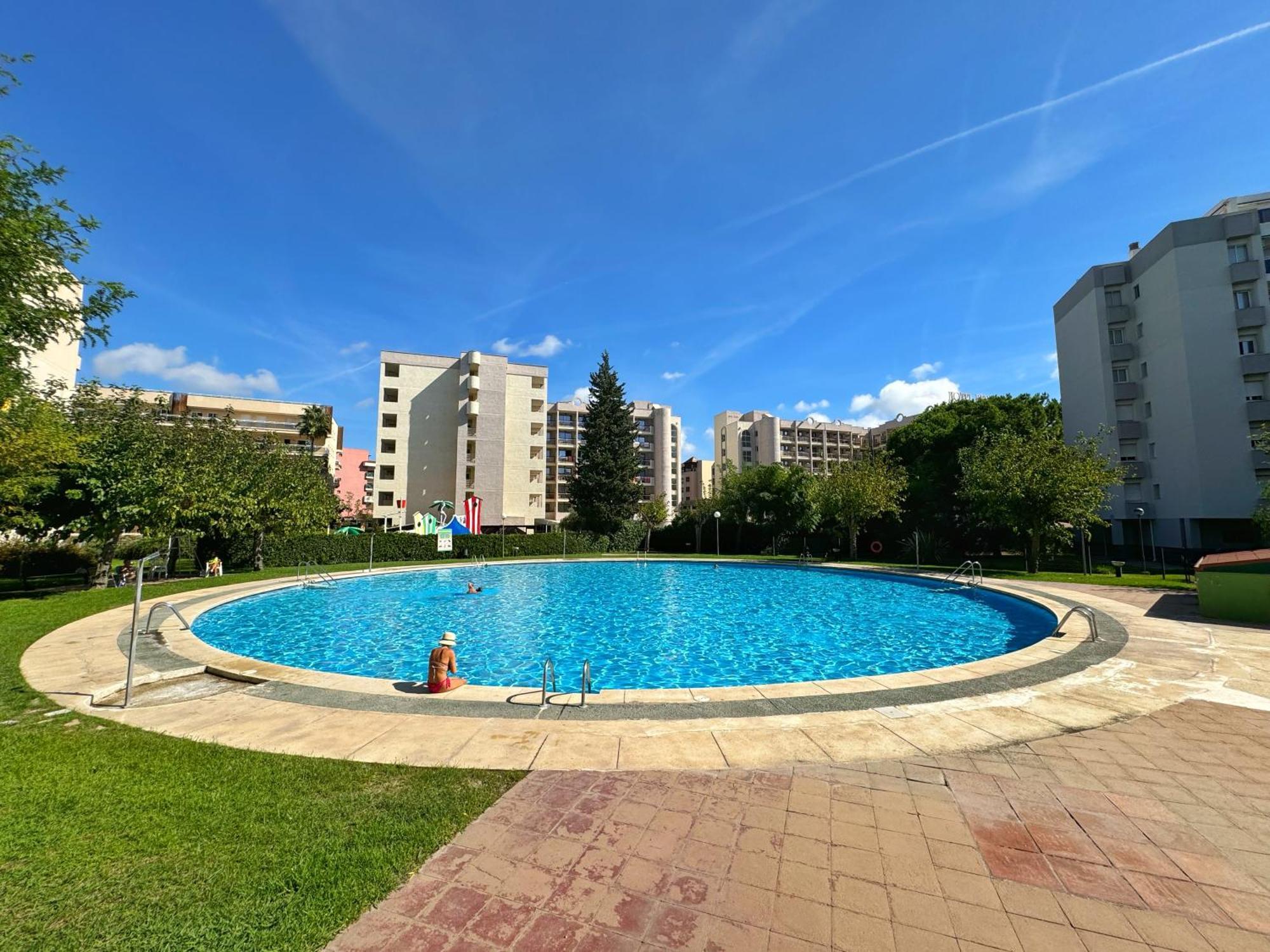 Apartament Domuum Holidays - Cordoba Salou Zewnętrze zdjęcie