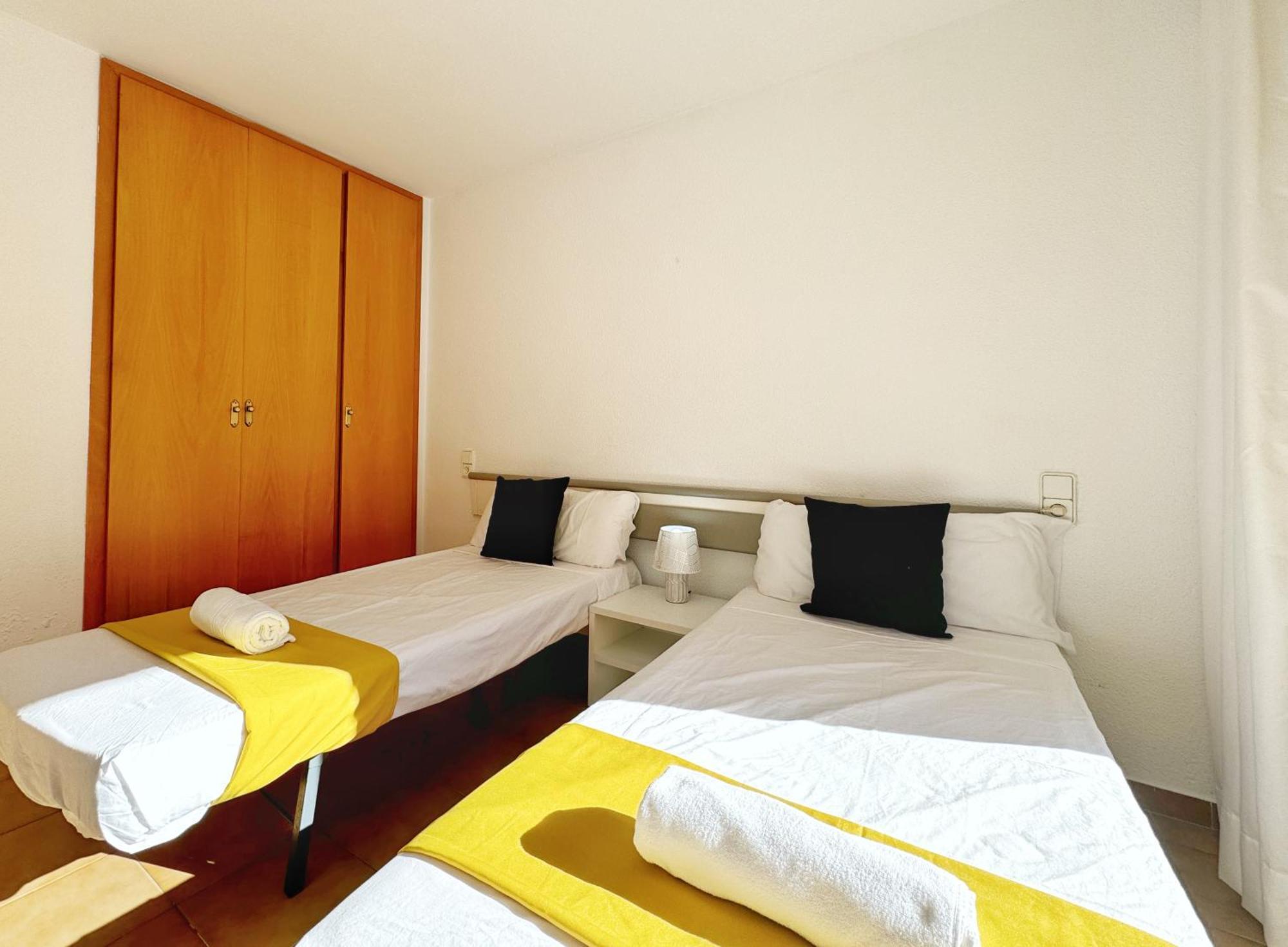 Apartament Domuum Holidays - Cordoba Salou Zewnętrze zdjęcie