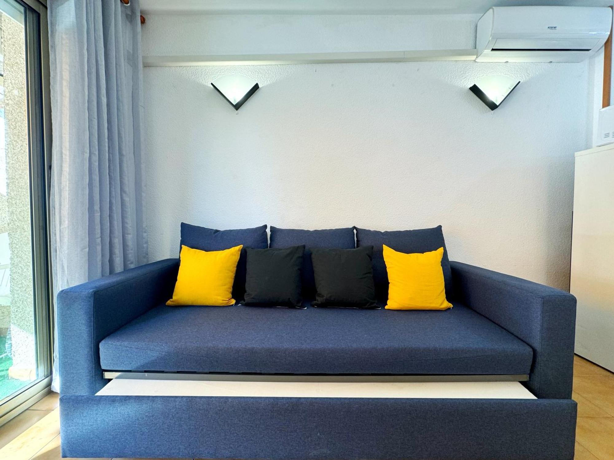 Apartament Domuum Holidays - Cordoba Salou Zewnętrze zdjęcie